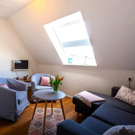Waldhusen-warft Apartment